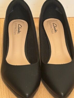 Clarks Teresa Block-heel Pumps